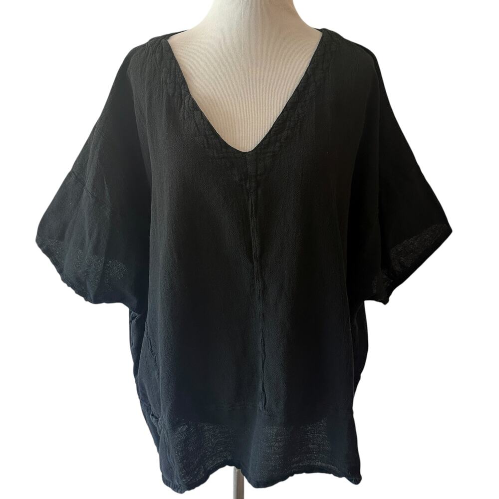 Oh My Gauze Kat Blouse Womens One Size Black Cotton V-Neck Boxy Lagenlook Top